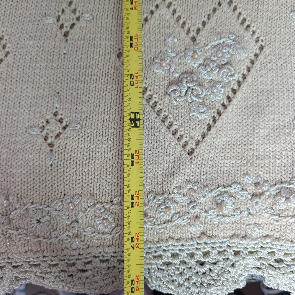 Carolyn Taylor Cream Sweater with Lace Details - Picture 5 of 10